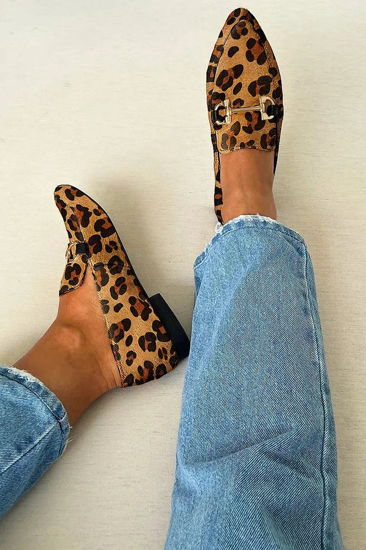 Juul | Elegant loafers with a pattern and subtle heels