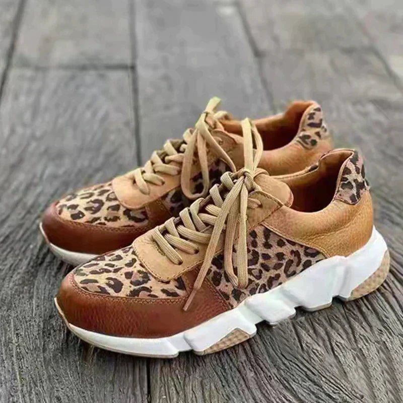 GRACE– BOLD WEDGE SNEAKERS